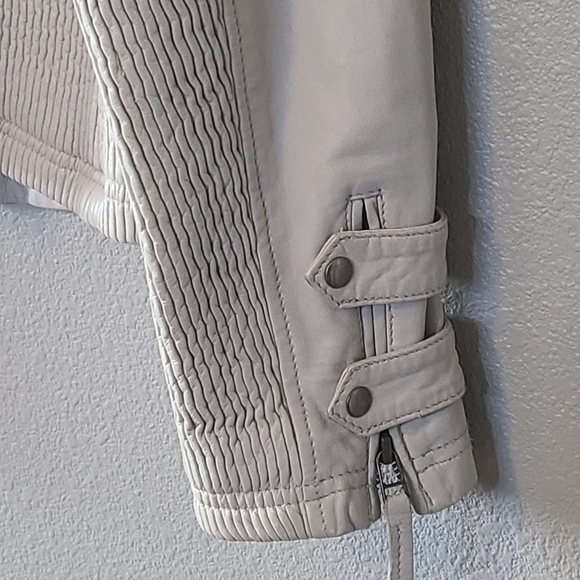 Bagatelle Women's Genuine Leather Moto Jacket - Picture 5 of 7